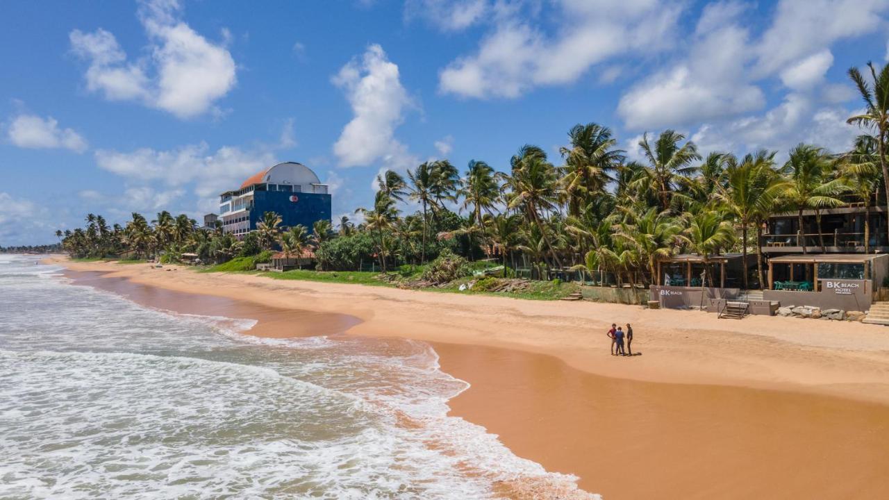 Bk Beach Boutique Hotel - Hikkaduwa Exteriör bild