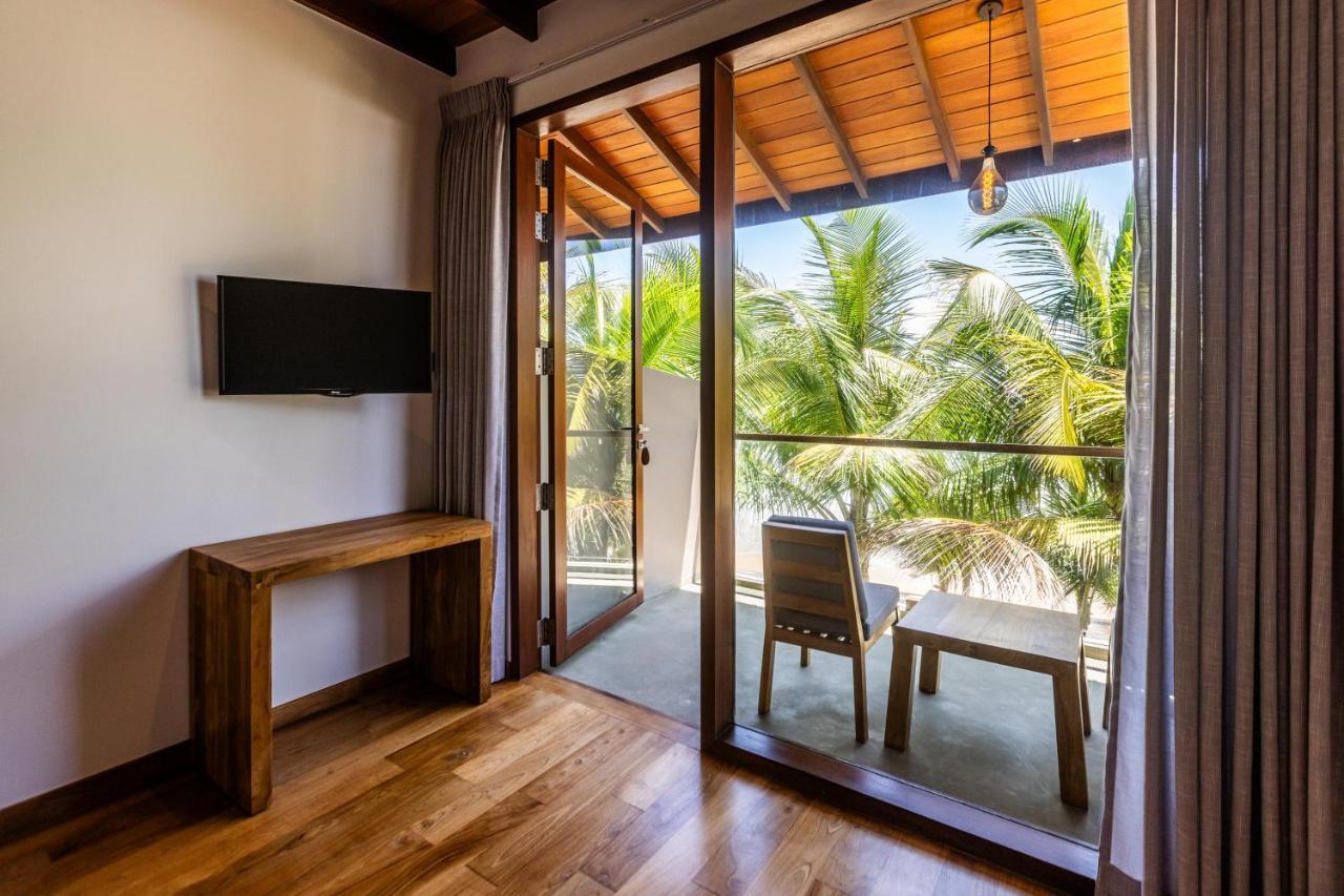 Bk Beach Boutique Hotel - Hikkaduwa Exteriör bild