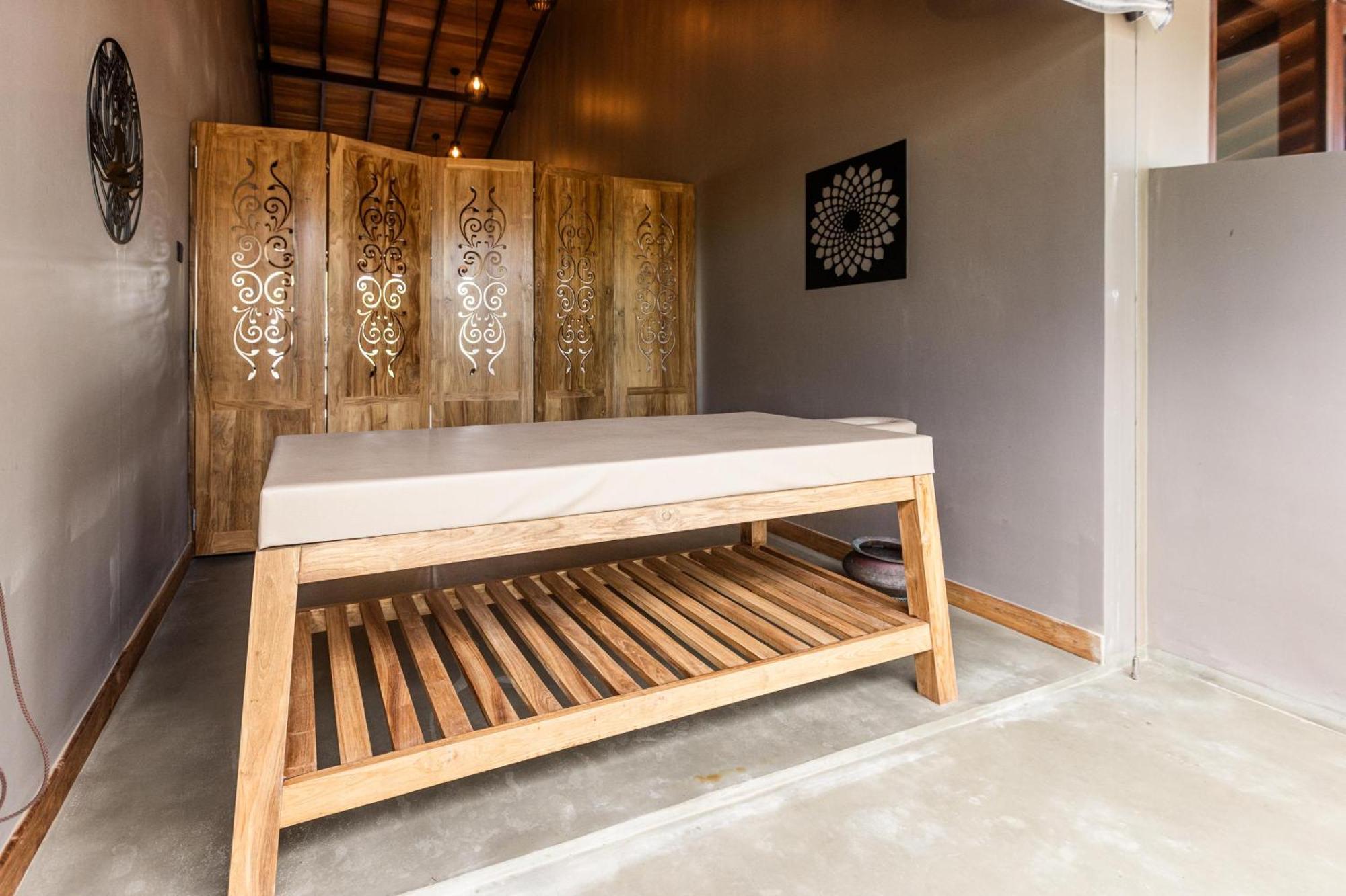 Bk Beach Boutique Hotel - Hikkaduwa Exteriör bild