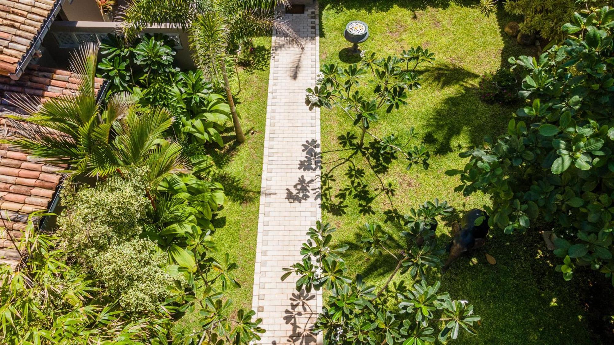 Bk Beach Boutique Hotel - Hikkaduwa Exteriör bild